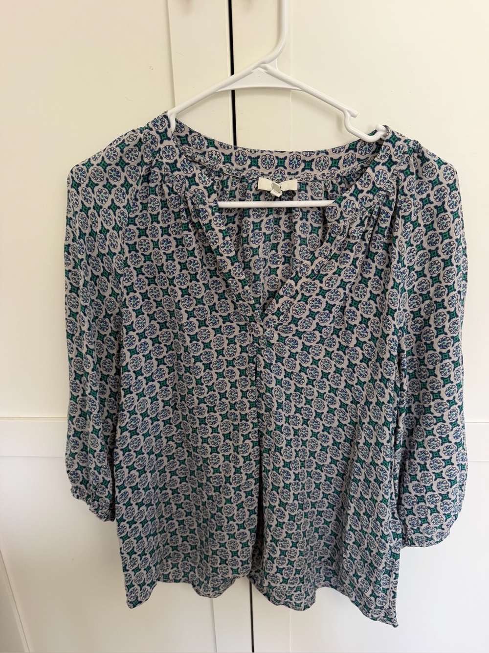Printed V-Neck Women's Blouse in Teal and White